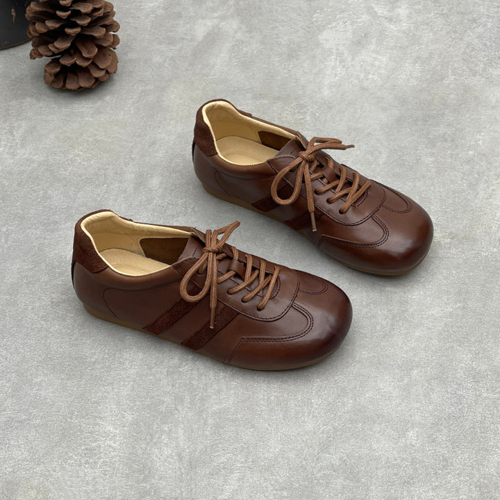 Women's Vintage Leather Retro Runners Round Toe Soft Sole Lace-Up Walking Shoes