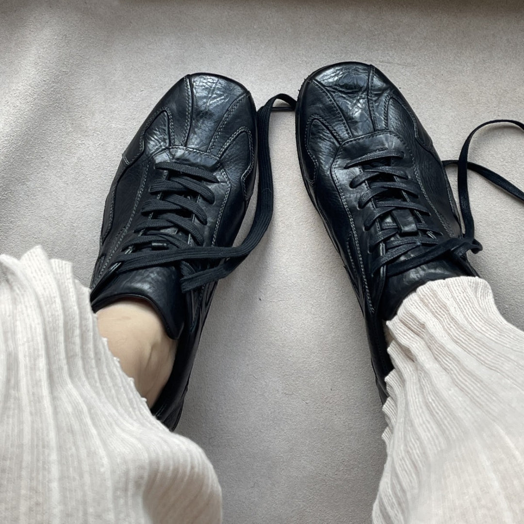 Women's Vintage Leather Sneakers - Soft Textured Casual Walking Shoes Lightweight Gym Trainers