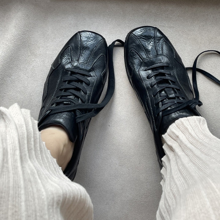 Women's Vintage Leather Sneakers - Soft Textured Casual Walking Shoes Lightweight Gym Trainers