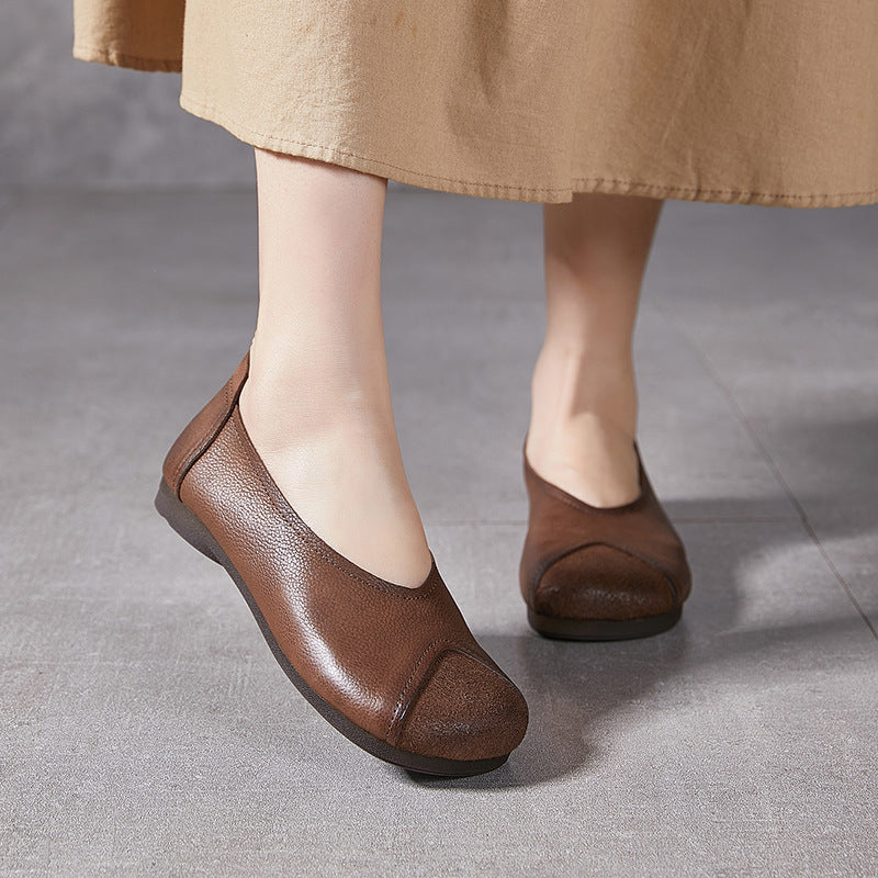 Women's Retro Leather Pumps Vintage Pointed Toe Slip-on Chunky Low Heels