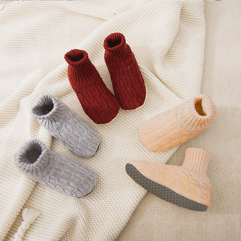 Adults Men's and Women's Cozy Gripper Slipper Socks