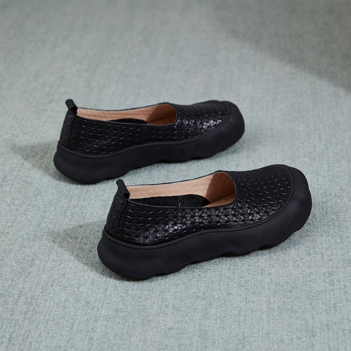 Women's Soft Leather Slip-on Flat Casual Shoes