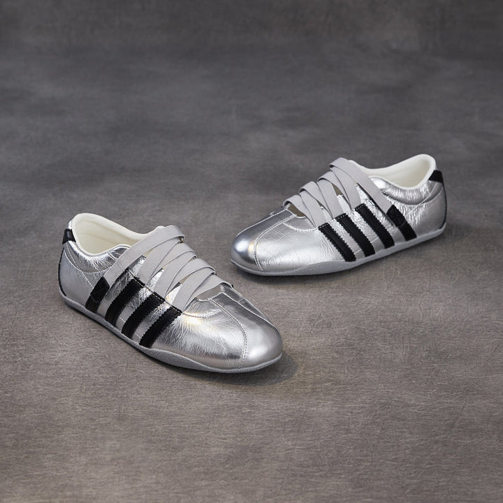 Women's Retro Cowhide Sneakers Vintage Round Toe Strappy Velcro Driving Flats