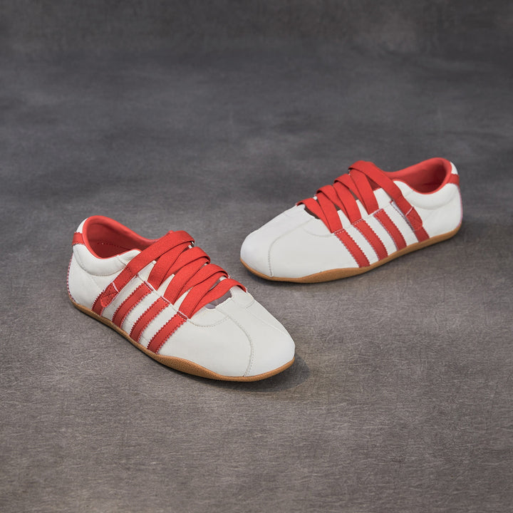 Women's Retro Cowhide Sneakers Vintage Round Toe Strappy Velcro Driving Flats