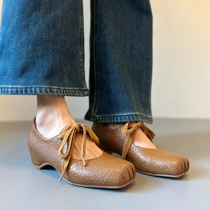 Women's Lychee Pattern Leather Ballet Flats - Square Toe Ribbon Lace-Up Mary Jane Pumps