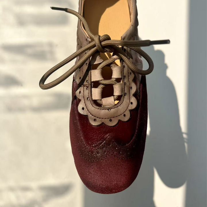 Women's Retro Leather Oxford Shoes Vintage Lace-up Brogue Flats