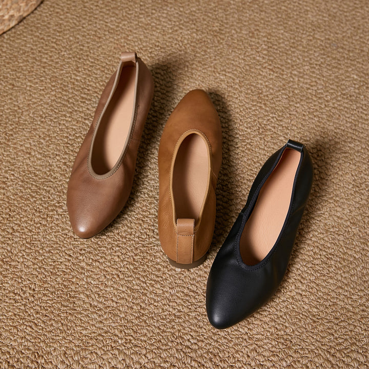 Women's Retro Leather Pumps Vintage Pointed Toe Slip-on Chunky Low Heels