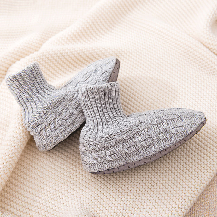 Adults Men's and Women's Cozy Gripper Slipper Socks