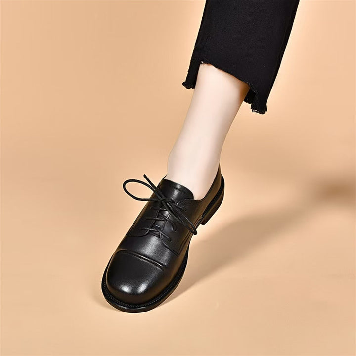 Women's Leather Lace-up Flat Oxford Shoes — Casual Everyday Footwear