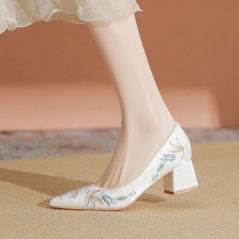 Women's Satin Pointed Toe Mid Heel Pump