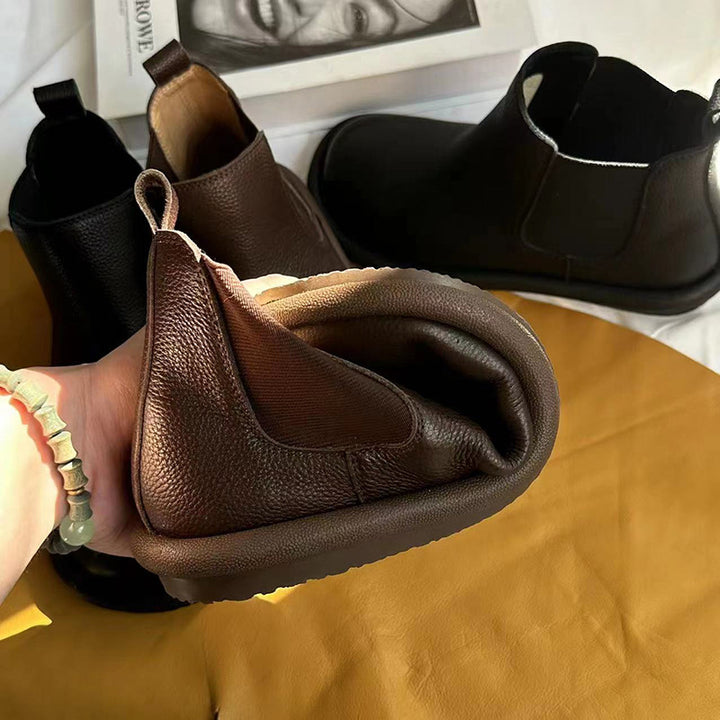 Women's Retro Leather Chelsea Boots Vintage Round Toe Slip-on Ankle Booties