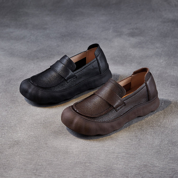Women’s Retro Slip-On Flat Shoes – Soft Sole Comfortable Casual Style
