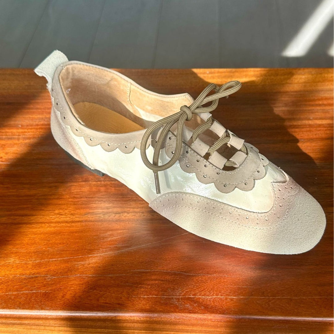 Women's Retro Leather Oxford Shoes Vintage Lace-up Brogue Flats
