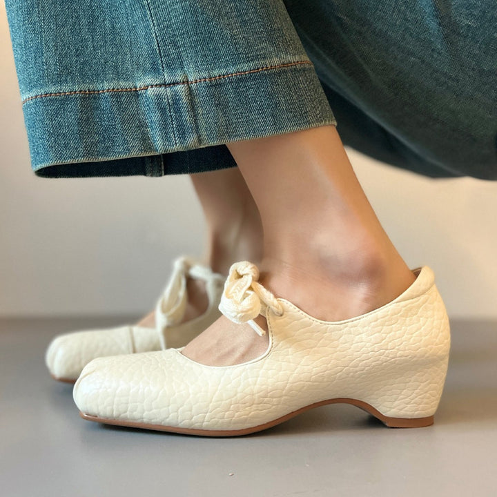 Women's Lychee Pattern Leather Ballet Flats - Square Toe Ribbon Lace-Up Mary Jane Pumps