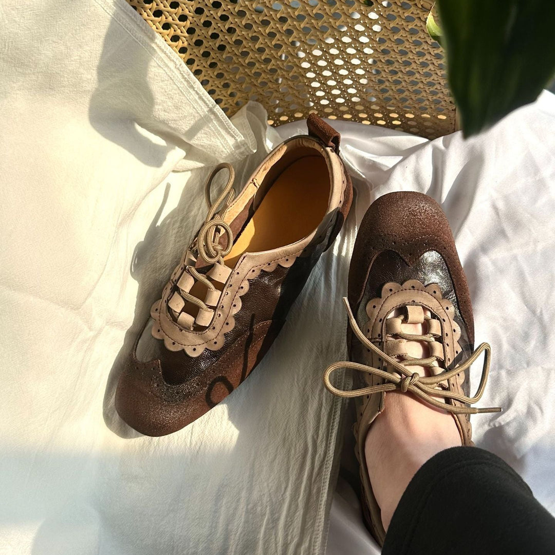 Women's Retro Leather Oxford Shoes Vintage Lace-up Brogue Flats