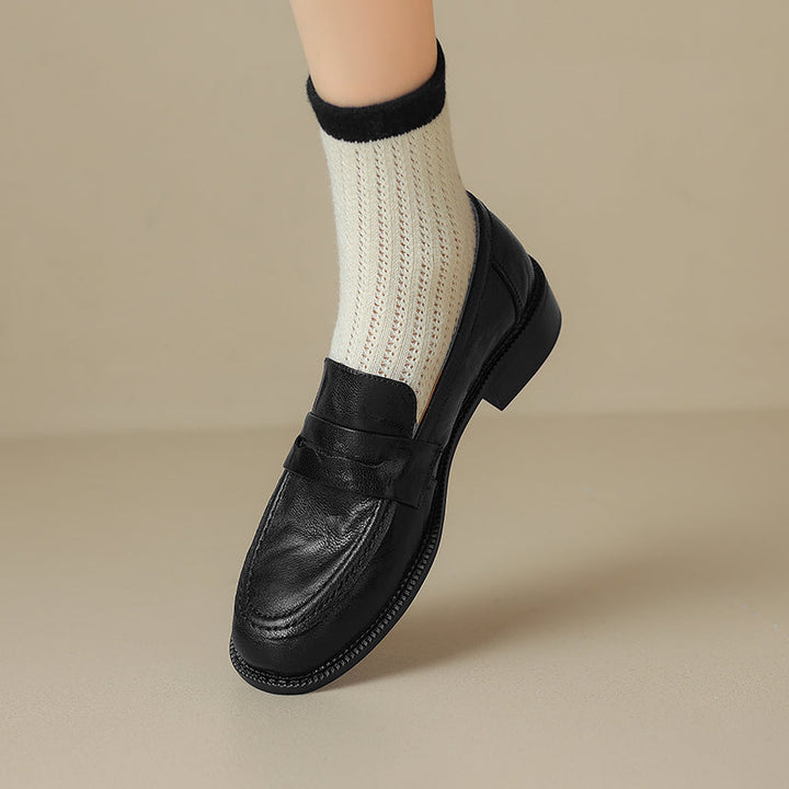 Women's Leather Round Toe Preppy Style Classic Low Heeled Loafers