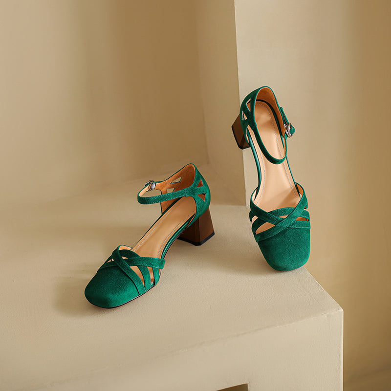 Women's Exquisite Handmade Leather Closed Toe Block Heel Ankle One Buckle Sandals