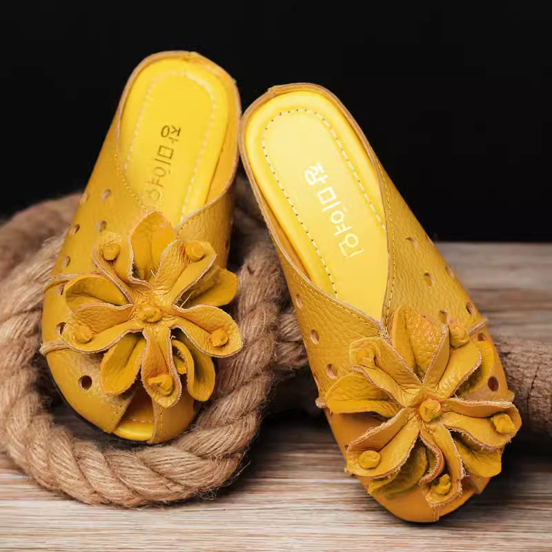 Women's Leather Mules - Retro Hollow Out Summer Sandals with Floral Detail, Slip-on Round Toe Flat Shoes