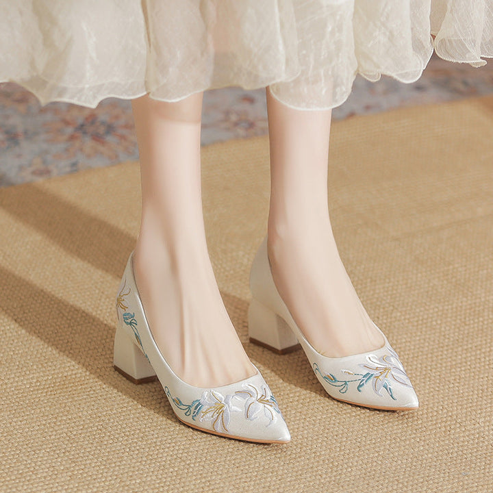 Women's Satin Pointed Toe Mid Heel Pump