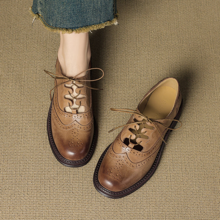 Women's Retro Cowhide Brogues Vintage Round Toe Cutout Lace-up Block Heel Oxfords