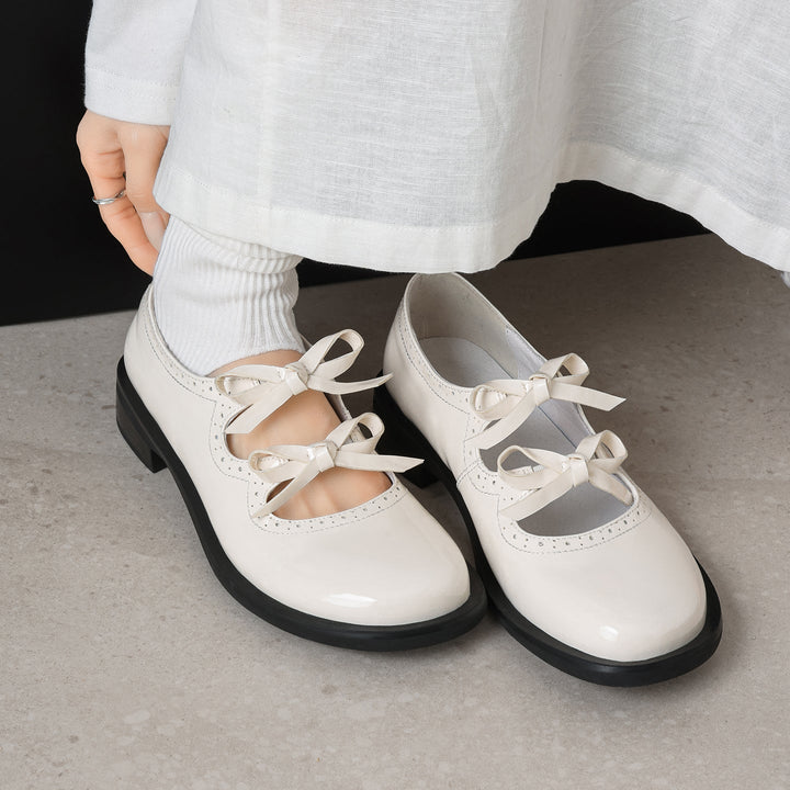 Women's French Style Sweet Bow Leather Shoes - Vintage Scalloped Mary Janes