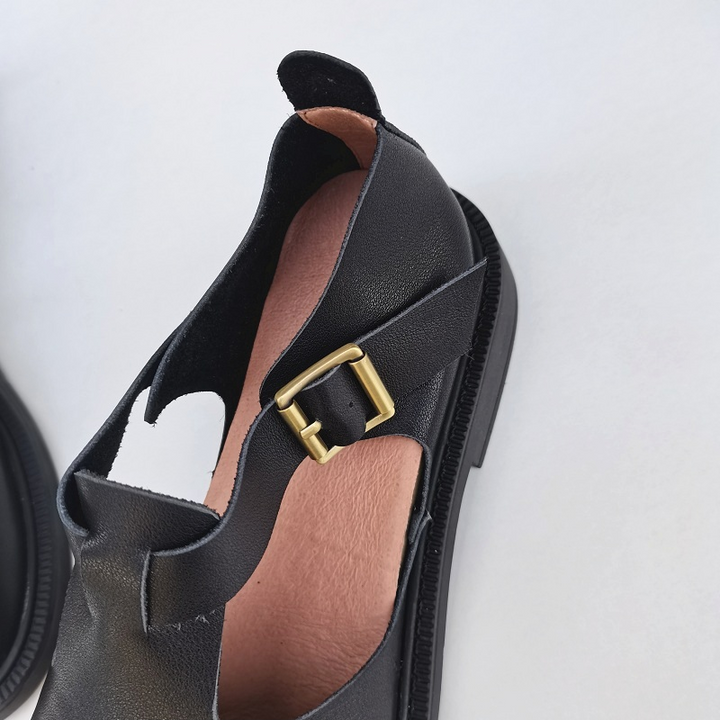 Women's Genuine Leather Retro Big Toe Box Both Sides Hollowed Out Buckle Sandals