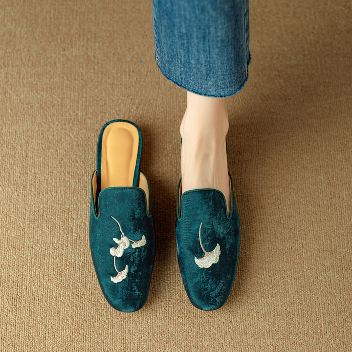 Flat Shoes Green With Hand Embroidered Leaf Velvet Loafers