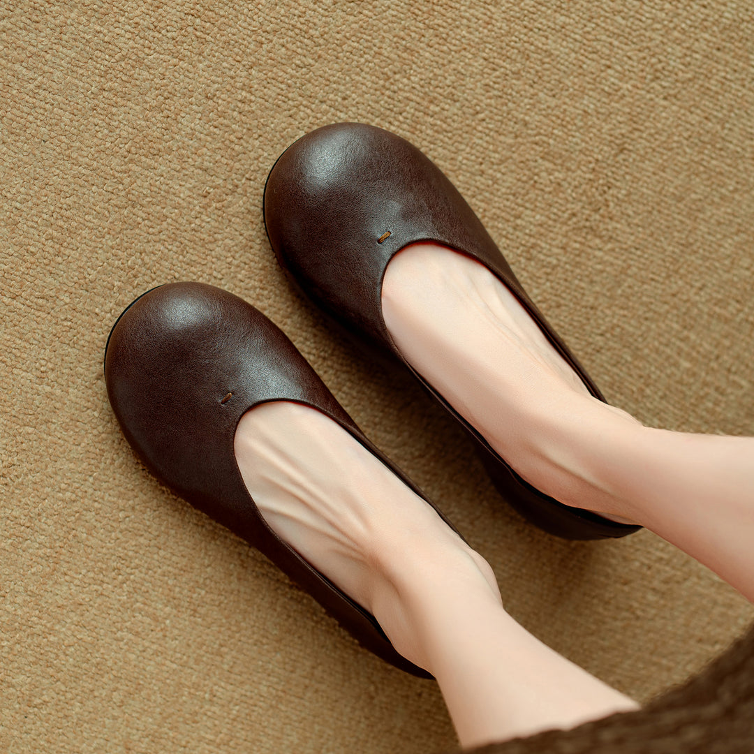 Comfortable Women's Handmade Leather Slip-On Flats – Casual Everyday Shoes