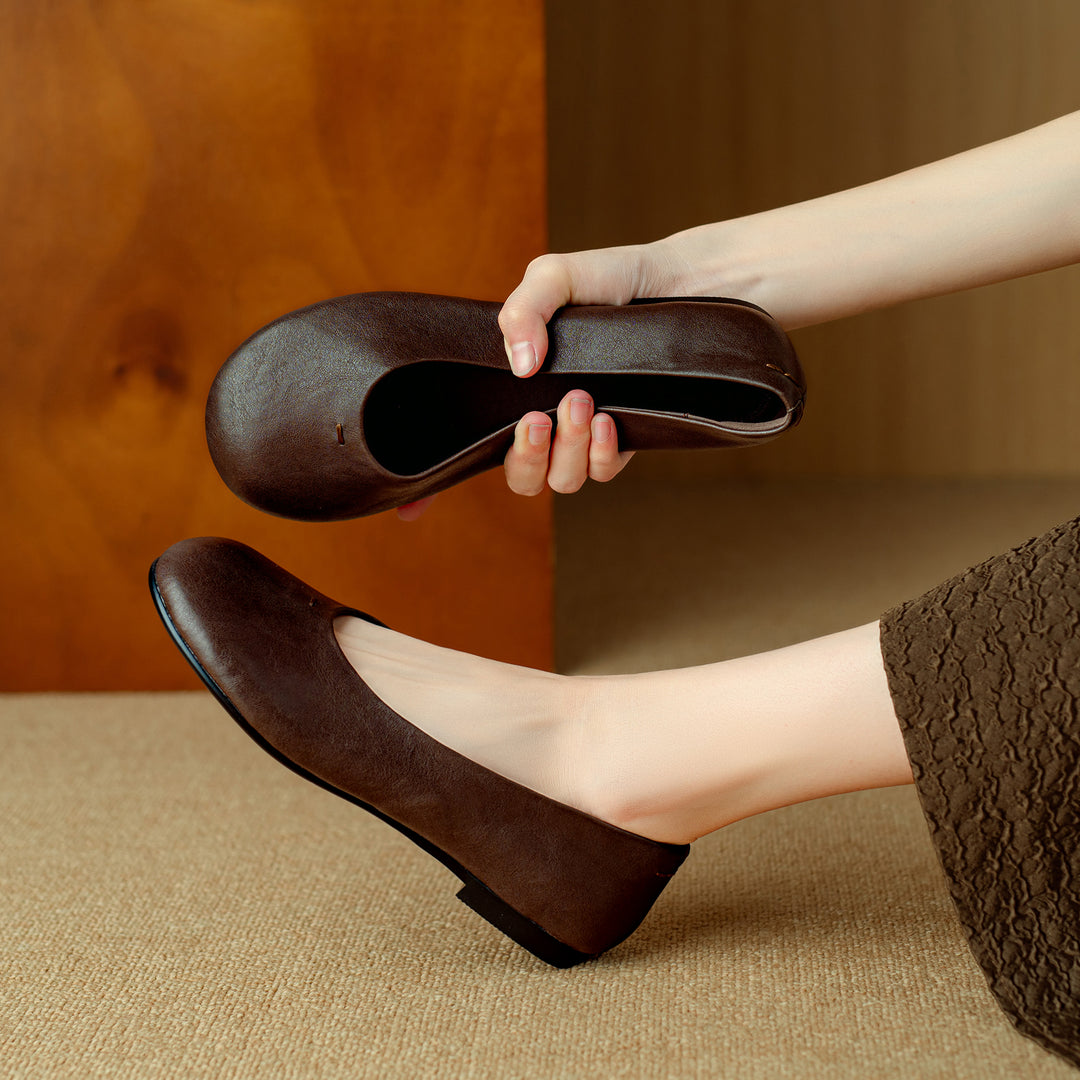 Comfortable Women's Handmade Leather Slip-On Flats – Casual Everyday Shoes