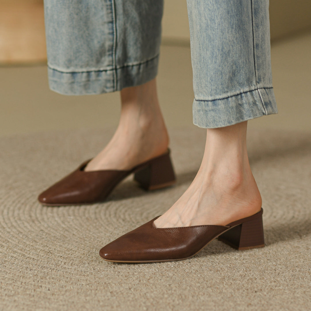 Women's Closed Toe Mid-Heel Block V Mule Shoes