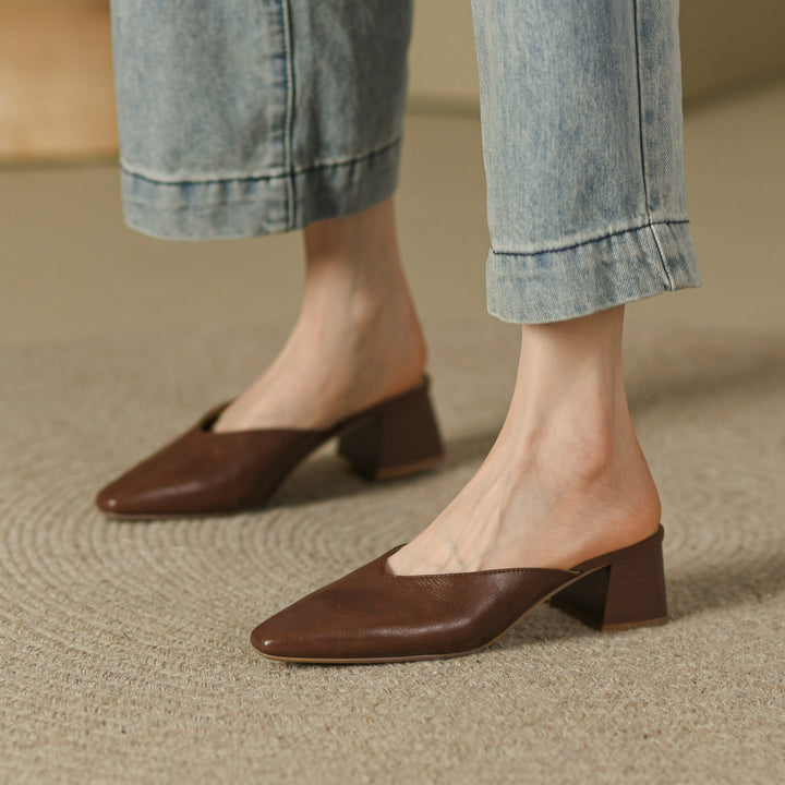 Women's Closed Toe Mid-Heel Block V Mule Shoes