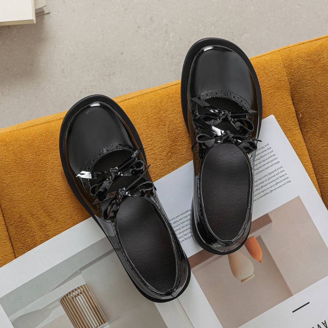 Women's French Style Sweet Bow Leather Shoes - Vintage Scalloped Mary Janes