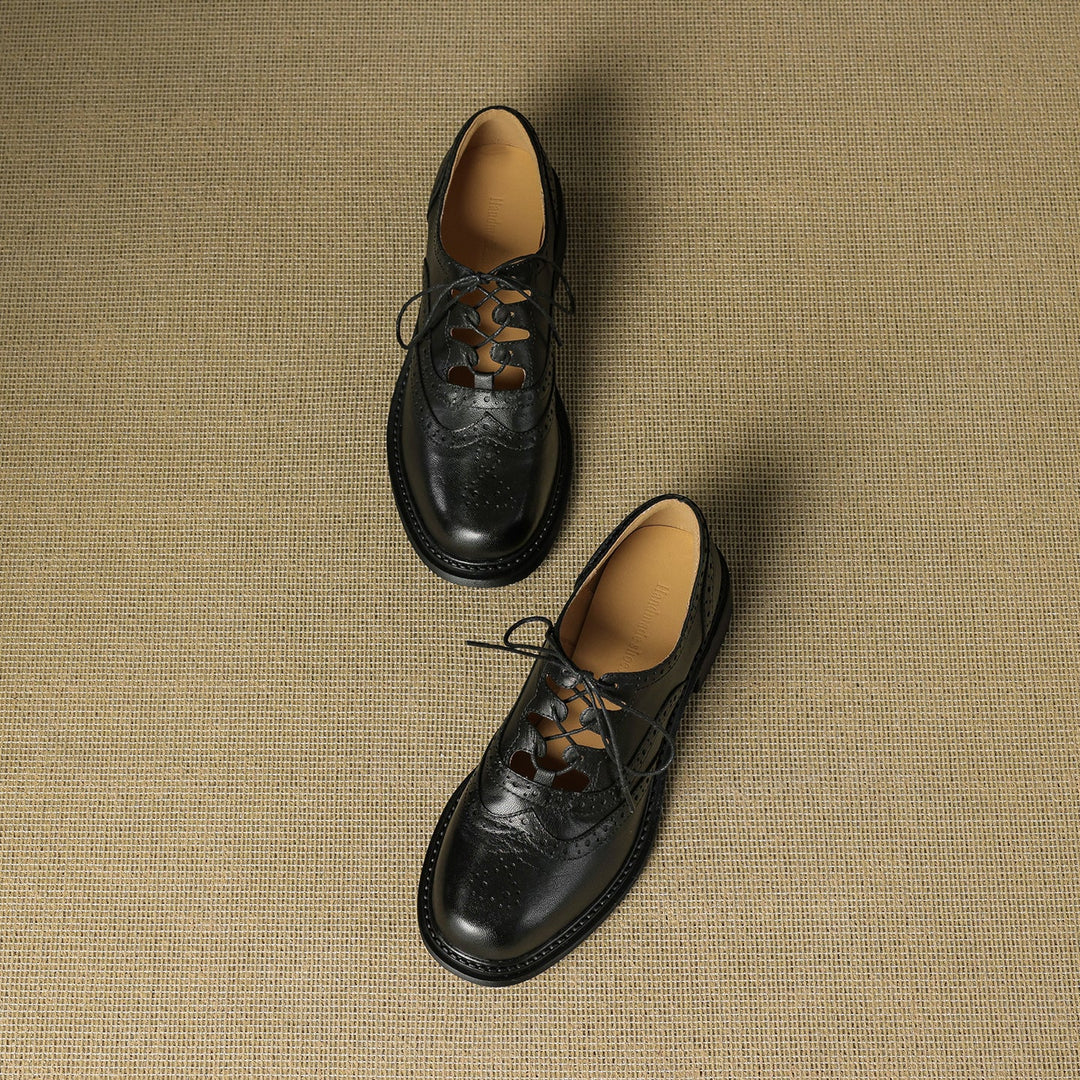 Women's Retro Cowhide Brogues Vintage Round Toe Cutout Lace-up Block Heel Oxfords