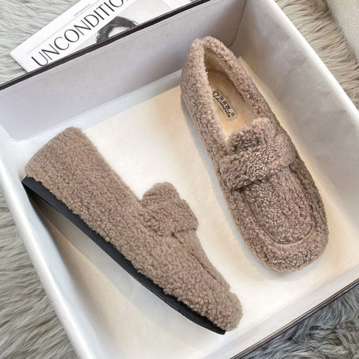 Women Cute Winter Warm & Soft Plush Fur Loafers Shoes