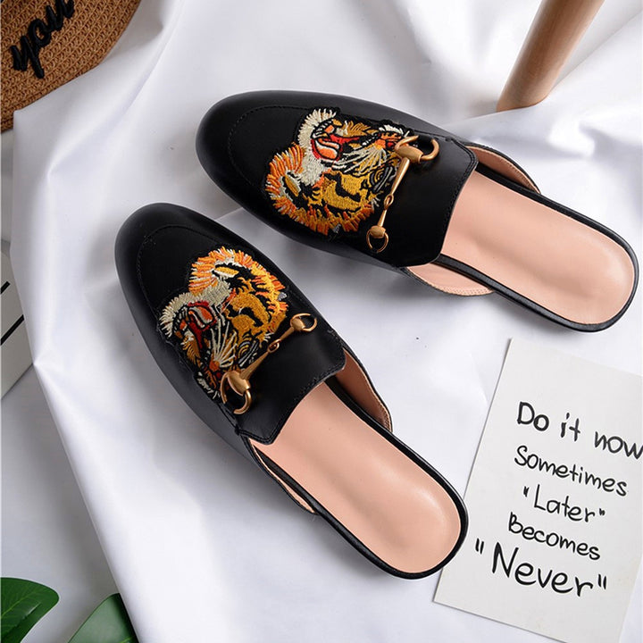 Women Casual Fashion Leather Tiger Pattern Velvet Slippers Mules