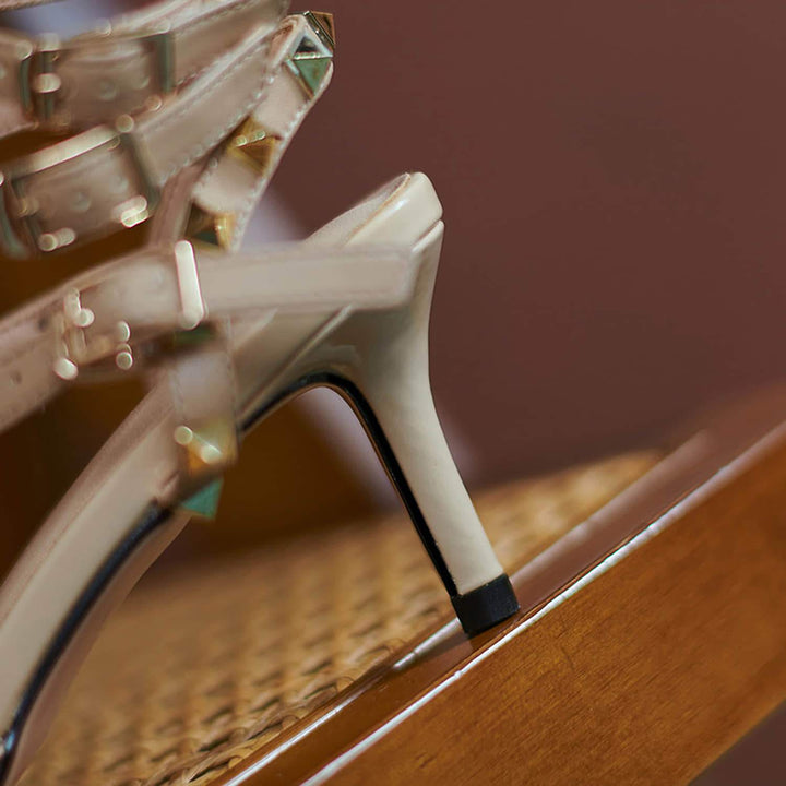 Womens High Heel Pointed Rivet Sandals