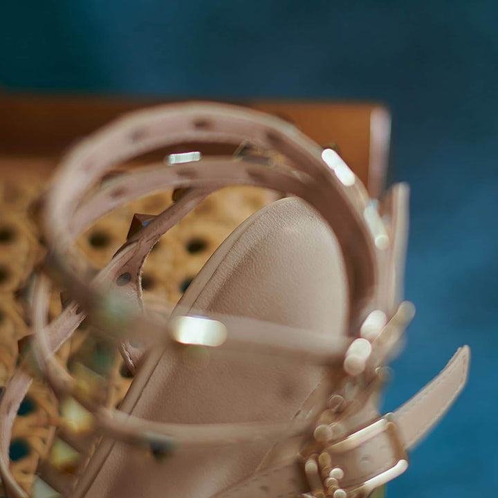 Womens High Heel Pointed Rivet Sandals