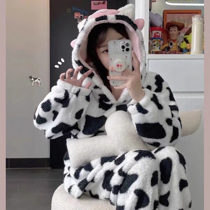 Cute Cow Print Winter Fleece Pajamas Loungewear Set