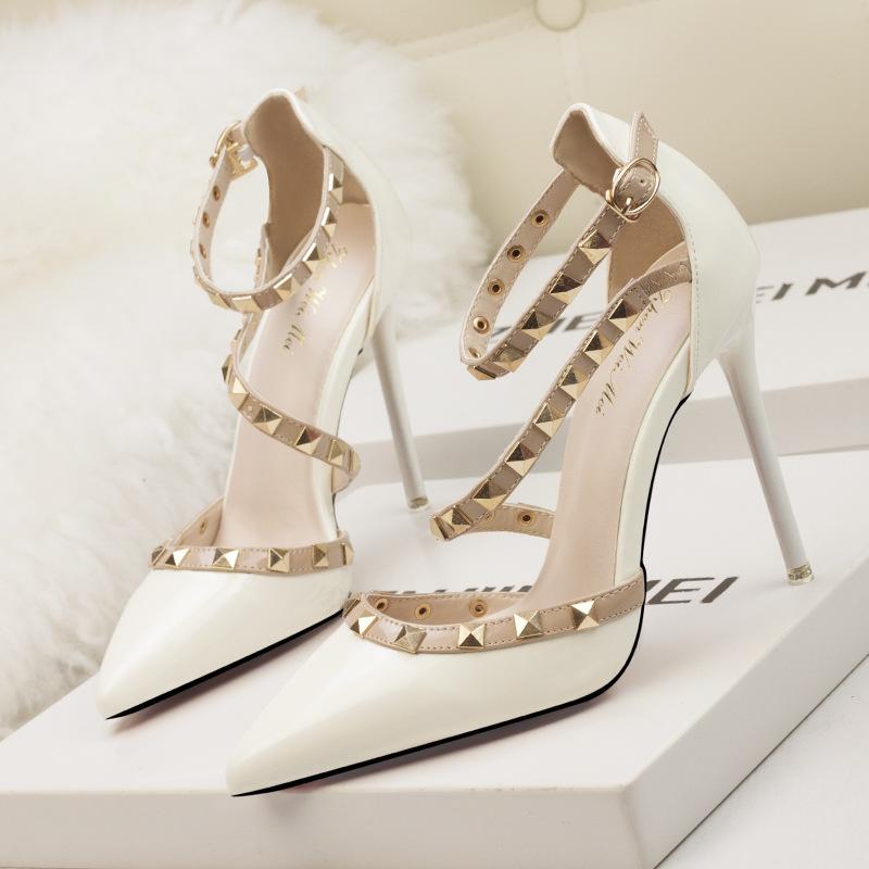 Womens Pointed Toe Strappy Studded Heels