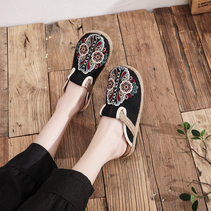 Summer Slippers Hand-woven Flower Embroidered Mules