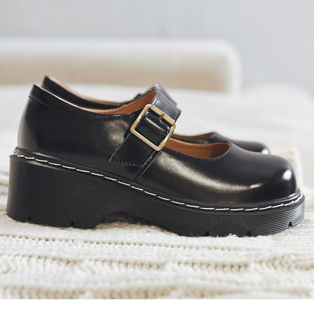 Women Vintage Buckle Leather Mary Janes Shoes