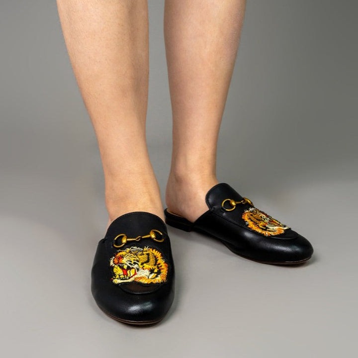 Women Leather Tiger Pattern Slippers Mules