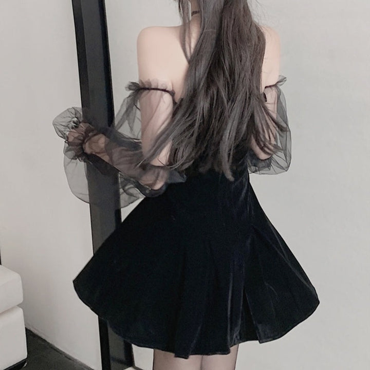 Gothic Off Shoulder Velvet Mini Prom Dress