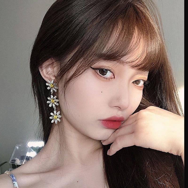 Daisy Stud Earrings